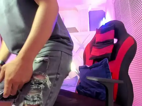 dominic connor online show from July 2026 03:30:01 AM