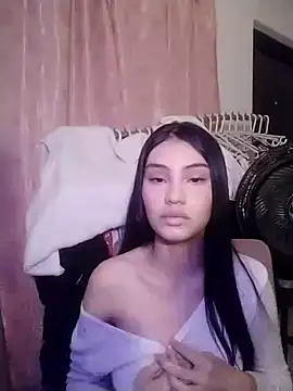 Snapshot of _BellaCute_ chatting on July 2026 06:41:02 AM BellaCute online show from July 2026 06:41:02 AM