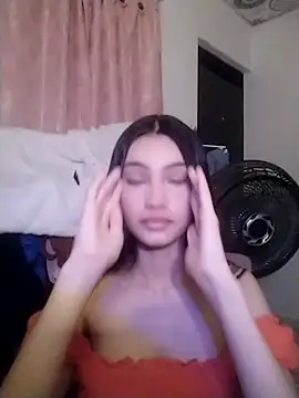 Snapshot of _BellaCute_ chatting on July 2026 05:55:02 AM BellaCute online show from July 2026 05:55:02 AM