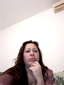 Snapshot of Mariposareina26 chatting on May 2026 09:43:01 PM Mariposareina26 online show from May 2026 09:43:01 PM