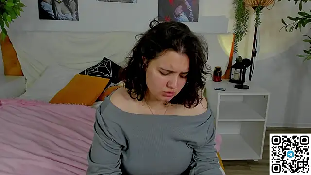 Mary F0x online show from June 2026 07:32:02 AM