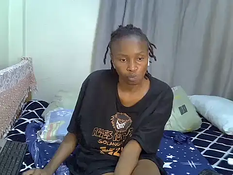 Snapshot of Sexxyjey chatting on May 2026 06:13:01 PM Sexxyjey online show from May 2026 06:13:01 PM