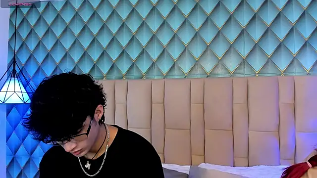 Snapshot of Sofia-Ethan chatting on June 2026 01:36:01 PM Sofia-Ethan online show from June 2026 01:36:01 PM