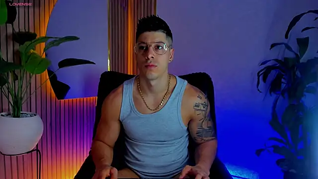 lukas green11 online show from June 2026 07:57:01 PM