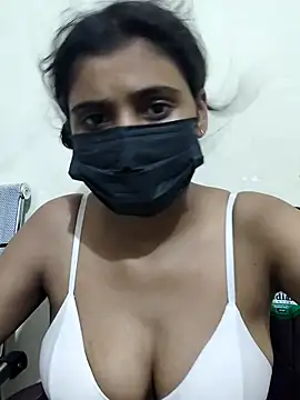 Snapshot of Poonam-Ray chatting on June 2026 07:05:02 PM Poonam-Ray online show from June 2026 07:05:02 PM