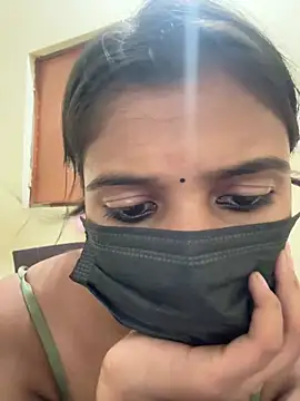 Snapshot of Poonam-Ray chatting on July 2026 10:39:01 AM Poonam-Ray online show from July 2026 10:39:01 AM