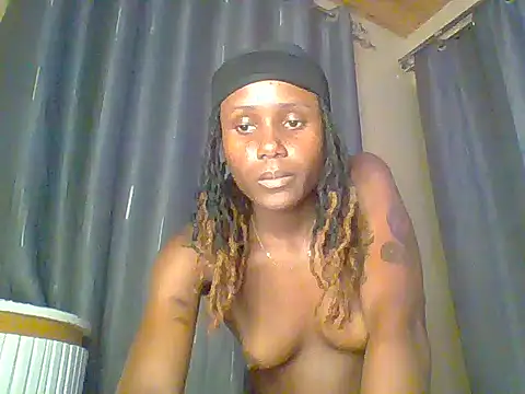 Snapshot of kiki8390 chatting on June 2026 09:18:02 PM kiki8390 online show from June 2026 09:18:02 PM