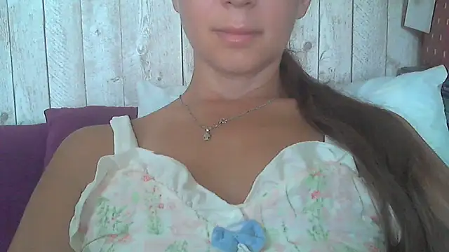 Bella--White online show from June 2026 06:19:01 AM