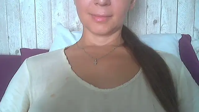 Bella--White online show from July 2026 06:19:02 AM