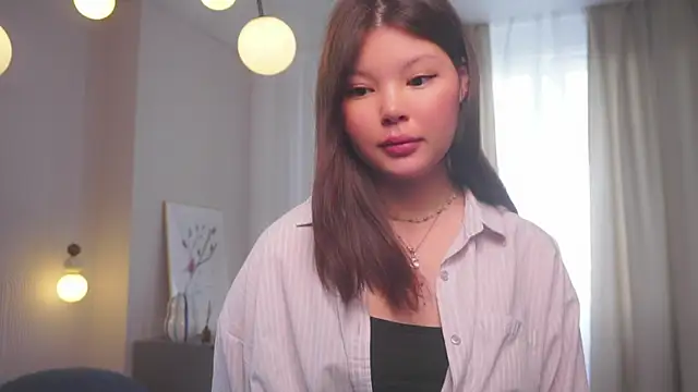 Snapshot of SabrinaVallette chatting on May 2026 02:12:01 PM SabrinaVallette online show from May 2026 02:12:01 PM