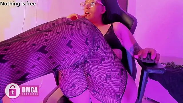 Snapshot of Spicydollx_1 chatting on June 2026 04:44:01 PM Spicydollx 1 online show from June 2026 04:44:01 PM