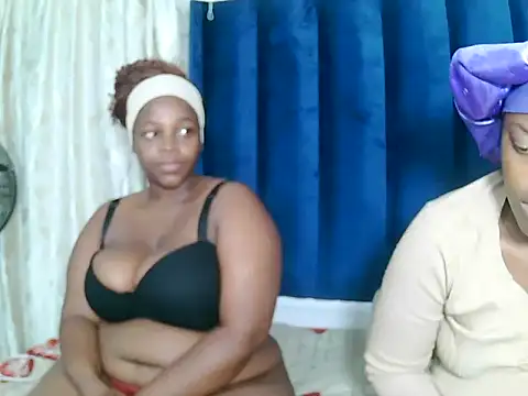 Snapshot of NaturalCurves7 chatting on May 2026 08:16:02 PM NaturalCurves7 online show from May 2026 08:16:02 PM