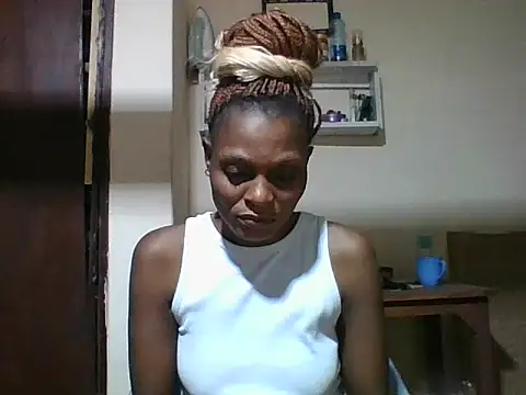 Snapshot of Ebonyqueen4 chatting on June 2026 08:23:01 AM Ebonyqueen4 online show from June 2026 08:23:01 AM