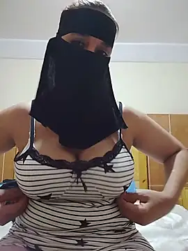 Snapshot of Laty_123 chatting on June 2026 05:55:02 PM Laty 123 online show from June 2026 05:55:02 PM