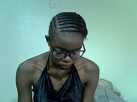 Pretty min online show from July 2026 07:47:01 AM