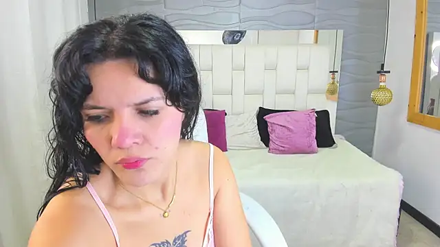 Snapshot of Lia__Kalifa chatting on July 2026 08:48:02 PM Lia Kalifa online show from July 2026 08:48:02 PM