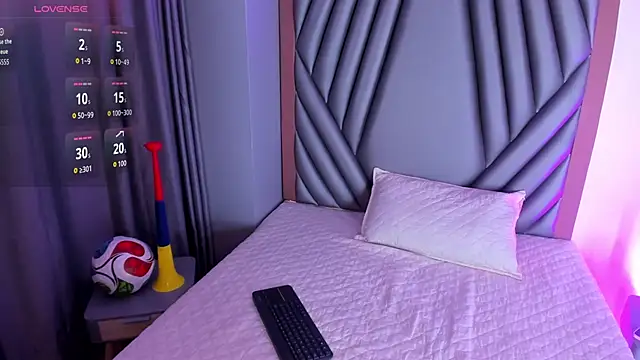 madison flores online show from June 2026 03:51:01 AM