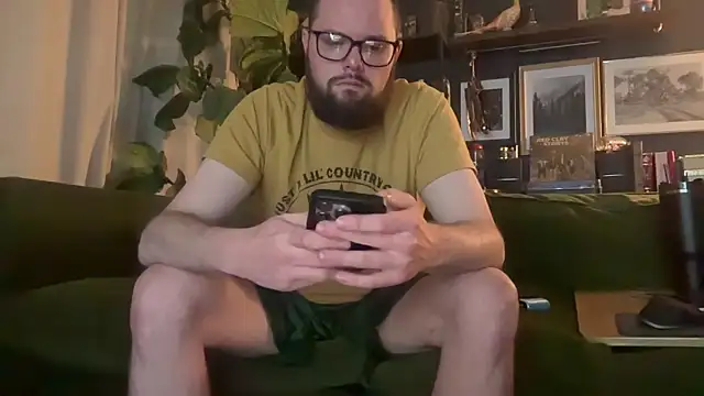 guywyo online show from May 2026 02:41:02 AM