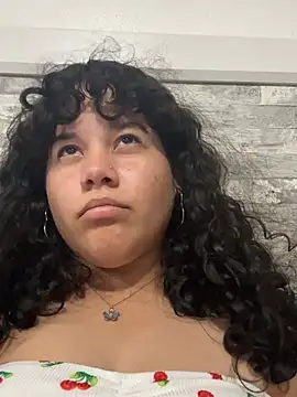 Snapshot of Gatita_3 chatting on June 2026 08:30:02 PM Gatita 3 online show from June 2026 08:30:02 PM
