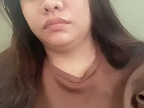 Snapshot of Mysterious_Seraphina chatting on July 2026 01:29:02 AM Mysterious Seraphina online show from July 2026 01:29:02 AM