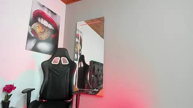 Snapshot of celestelopex18 chatting on June 2026 12:29:02 PM celestelopex18 online show from June 2026 12:29:02 PM