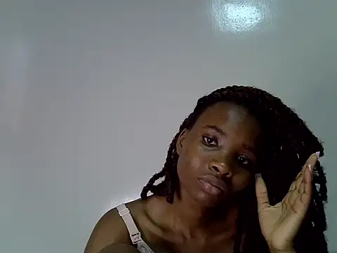 Snapshot of lee_shaz chatting on June 2026 07:35:01 AM lee shaz online show from June 2026 07:35:01 AM