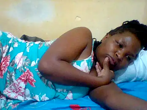 Snapshot of Camilla-Sweets chatting on June 2026 10:26:01 AM Camilla-Sweets online show from June 2026 10:26:01 AM
