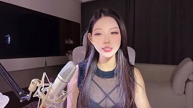 luckybaby520 online show from May 2026 05:02:02 AM