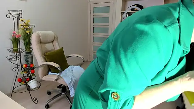 Vika73 online show from January 2026 12:07:01 PM