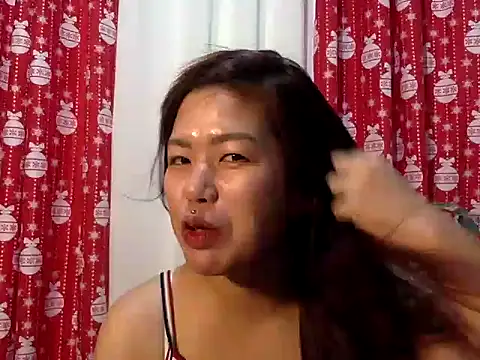 Snapshot of ChinitaXoxo chatting on May 2026 02:24:02 PM ChinitaXoxo online show from May 2026 02:24:02 PM