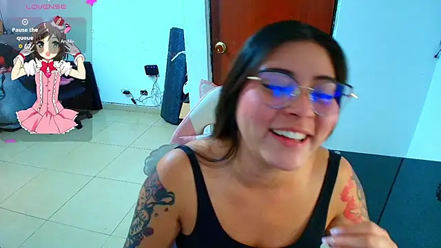 Snapshot of hanna_2026 chatting on July 2026 08:57:02 PM hanna 2026 online show from July 2026 08:57:02 PM