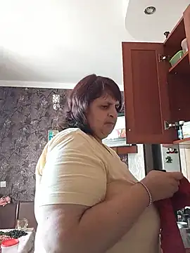 Snapshot of LisichkaOksana chatting on July 2026 05:46:02 AM LisichkaOksana online show from July 2026 05:46:02 AM
