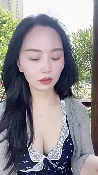 Snapshot of lylxili chatting on June 2026 04:41:02 AM lylxili online show from June 2026 04:41:02 AM