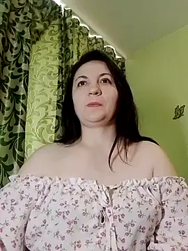 Snapshot of MiaRox chatting on May 2026 06:51:02 AM MiaRox online show from May 2026 06:51:02 AM