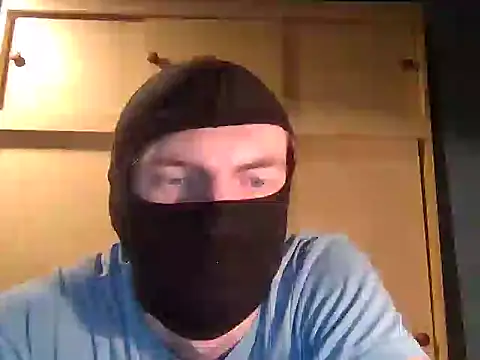 Snapshot of beuker22 chatting on July 2026 04:44:01 PM beuker22 online show from July 2026 04:44:01 PM