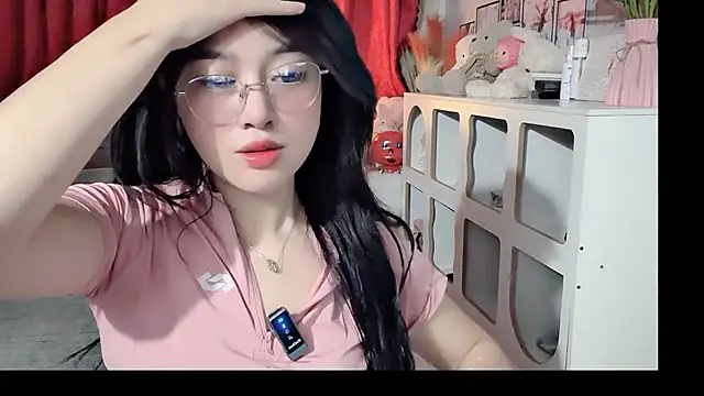 Bee-Cherry online show from May 2026 05:36:02 AM