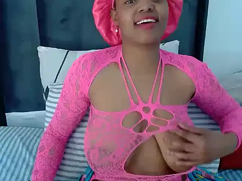 HugeMelons11 online show from June 2026 08:41:02 AM