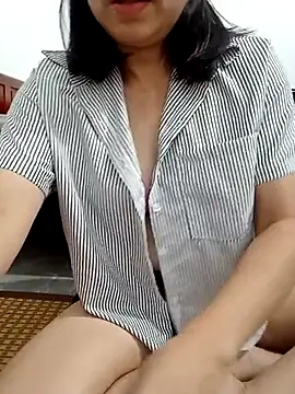 LalisaSexy online show from July 2026 02:47:02 PM