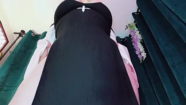 Snapshot of Flesh-Altar chatting on May 2026 03:02:01 AM Flesh-Altar online show from May 2026 03:02:01 AM