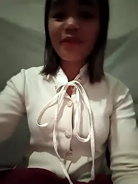 Snapshot of Emma-sin chatting on June 2026 01:16:02 AM Emma-sin online show from June 2026 01:16:02 AM