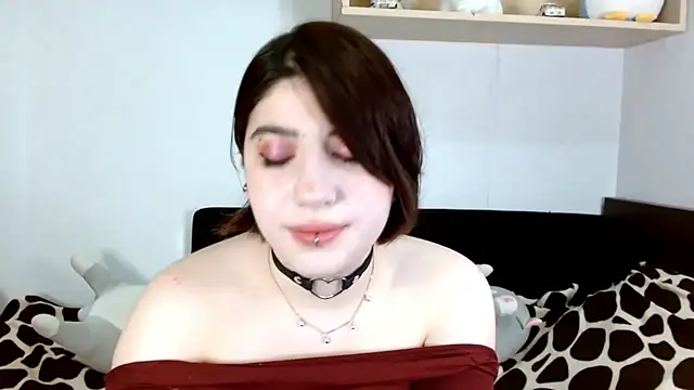 Snapshot of Oriana_secret chatting on June 2026 04:06:01 AM Oriana secret online show from June 2026 04:06:01 AM