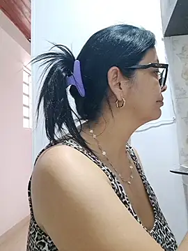 Scarlett Valnyx online show from July 2026 03:01:02 PM