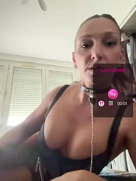 chiara-loveandlife online show from June 2026 08:53:01 AM
