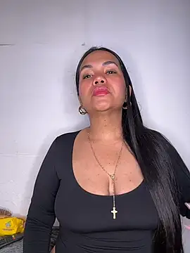 NoahJade online show from July 2026 10:19:01 AM