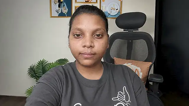 pradhidi57 online show from May 2026 07:26:01 AM