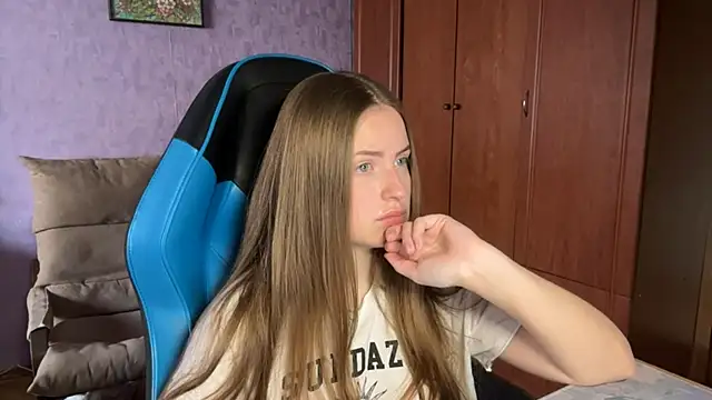 SilkSinner  online show from June 2026 11:36:02 AM