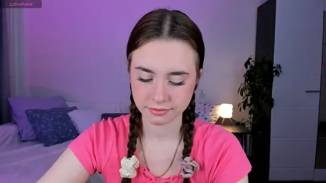 Snapshot of Lilit_Dream chatting on June 2026 03:20:02 AM Lilit Dream online show from June 2026 03:20:02 AM