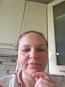 Snapshot of Meri_a chatting on May 2026 08:21:01 AM Meri a online show from May 2026 08:21:01 AM