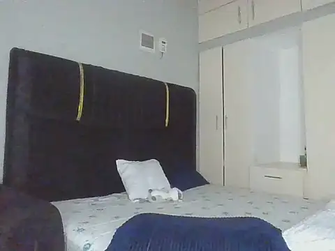 Arianna2176 online show from July 2026 12:53:02 PM