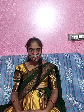 Snapshot of reshma124 chatting on June 2026 06:31:01 AM reshma124 online show from June 2026 06:31:01 AM